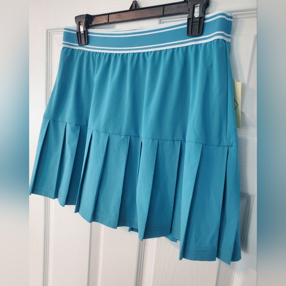 Pleated Mini Skirt Active Built In Shorts With Pockets  Medium NWT